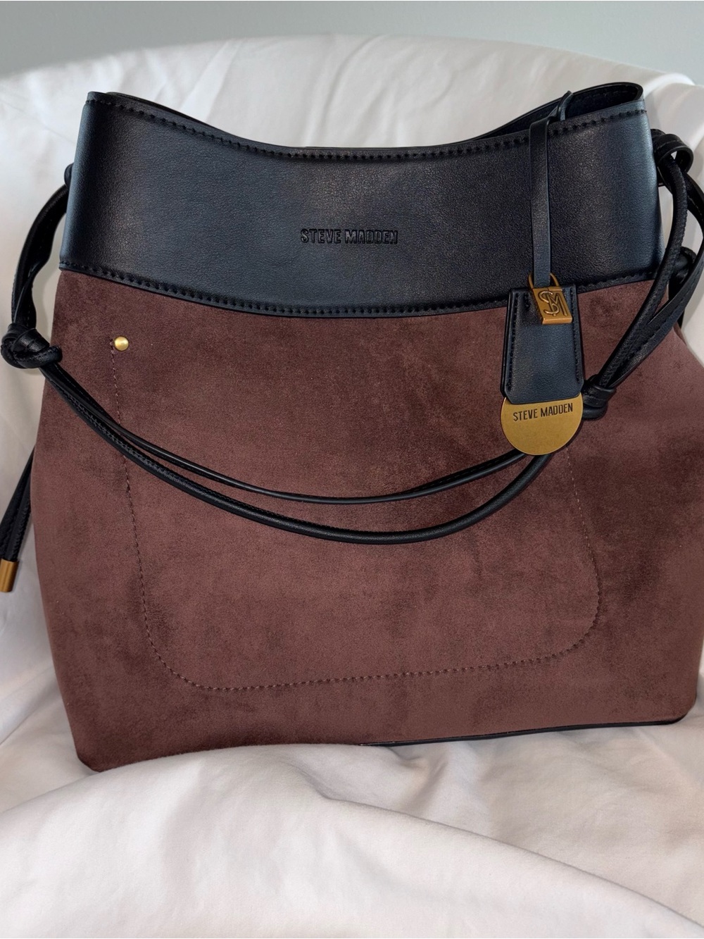 Steve Madden Brown Faux Suede and Vegan Black Leather Shoulder Bag. NWOTs